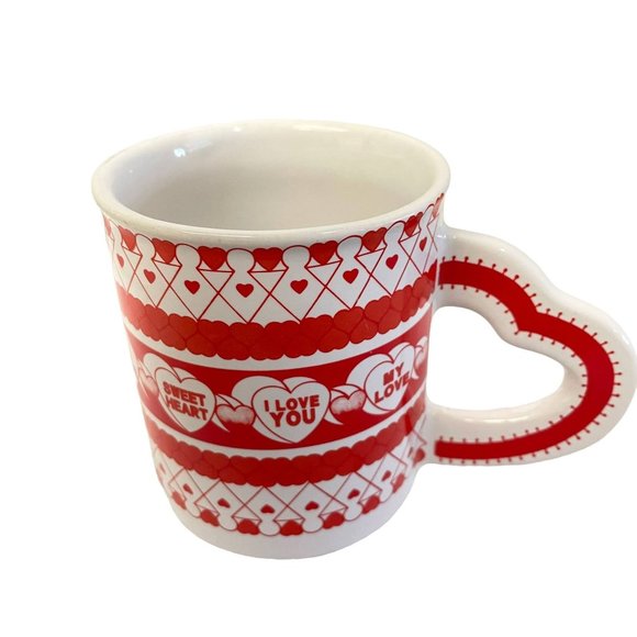 Valentine's Day Mug 1995 Designs by West Wood Kiss me My Pal w/Heart Handle 1995 - Picture 1 of 7